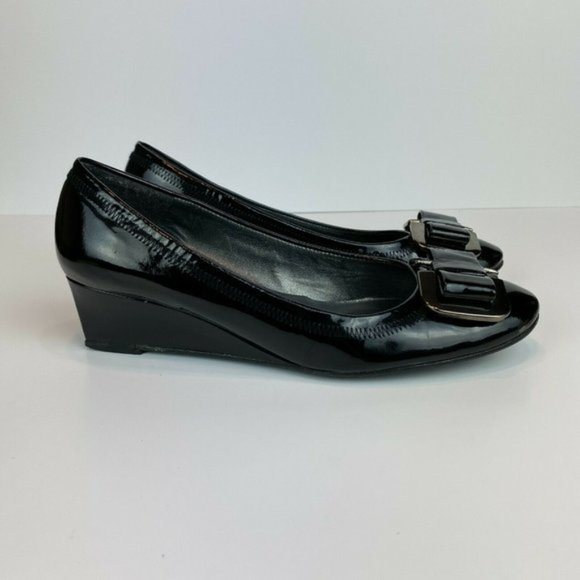 Stuart Weitzman Wedge Heels 5.5‎ Black Patent Leather Silver Bow Office Career - Picture 2 of 11